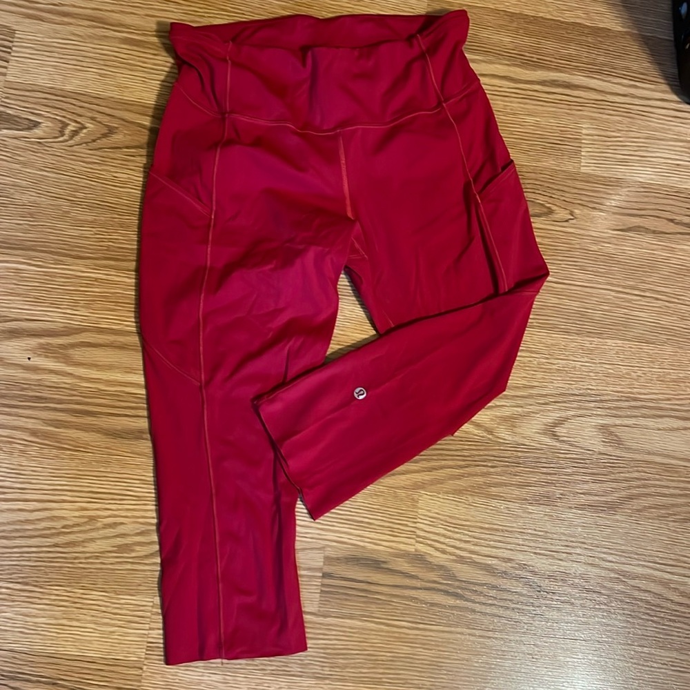 Lululemon, size 10, capri leggings, red